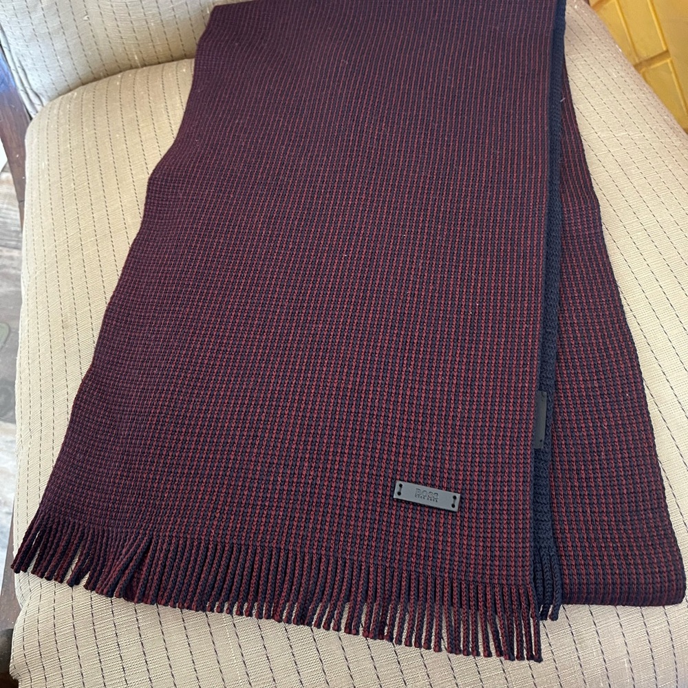 Boss Dark Red and navy blue Men's Scarf. A1